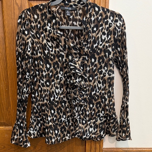Style & Co. Tops - Style & Co. Leopard Print Ruffle Front Blouse 2P edgy boho chic textured
